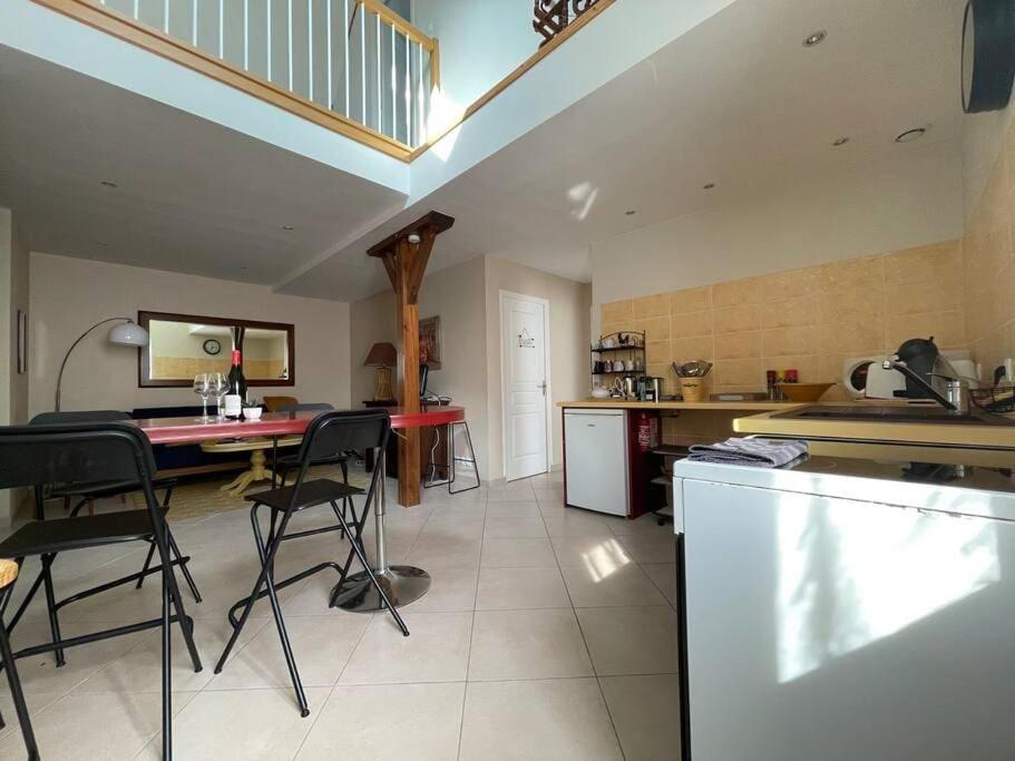 Logis Saint-Martin By Melrose Appartement Buitenkant foto