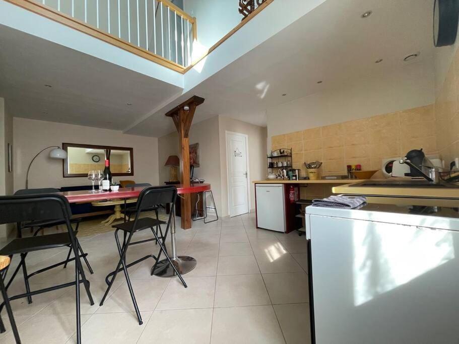 Logis Saint-Martin By Melrose Appartement Buitenkant foto